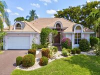 Casa en venta con precio de $495,000
